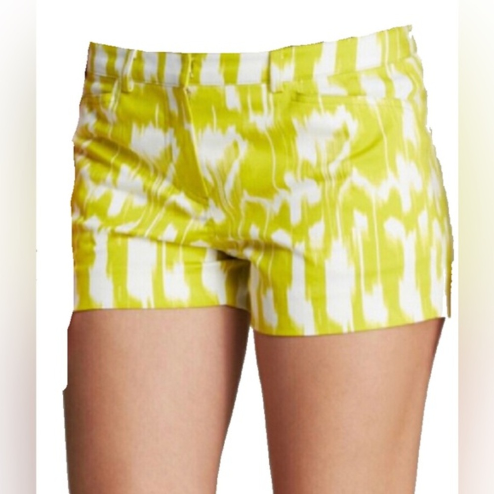 Trina Turk NWT Myrta Ikat Print Shorts Lime Green Size 10